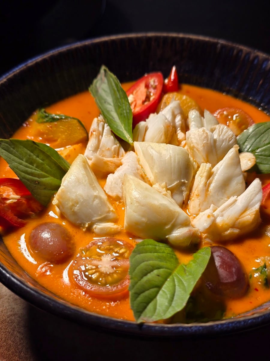 Red Curry with Lump Crab