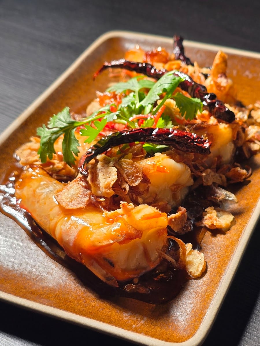 Tamarind Prawns, Crispy Shallot